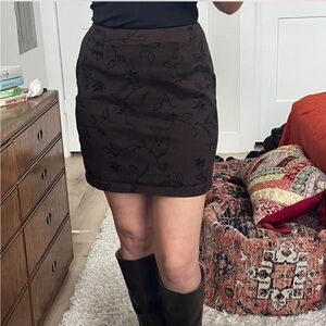 Vintage brown floral mini skirt with black velvet floral detailing